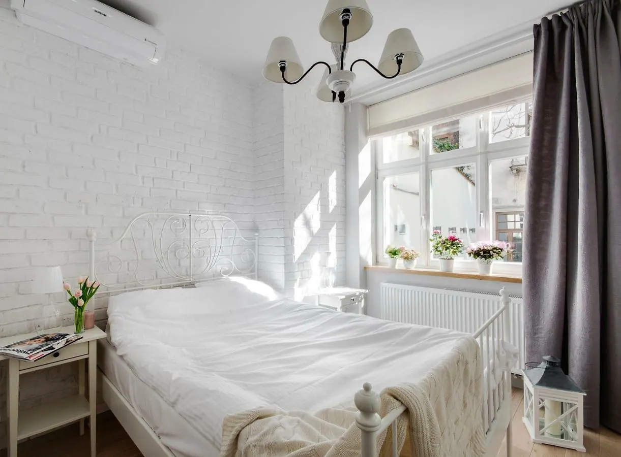 Too-Good Apartments Krakow Poland